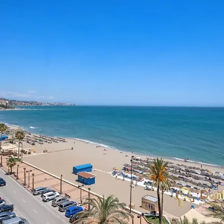 Aparthotel Con Parking Privado En El Paseo Maritimo De *