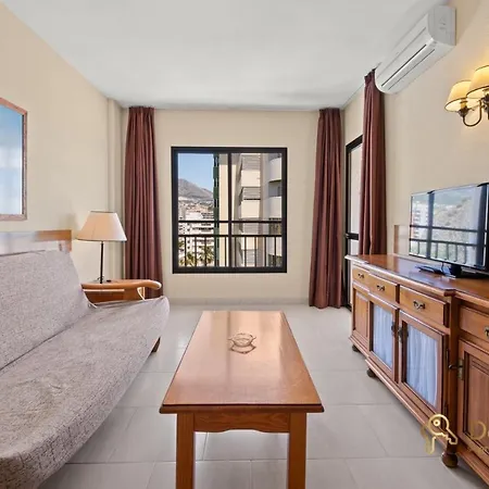 Aparthotel Con Parking Privado En El Paseo Maritimo De